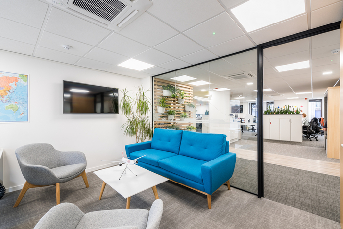 旅游平臺公司辦公裝修現(xiàn)代簡約風(fēng)格-第3張圖片-上海古都建筑設(shè)計集團