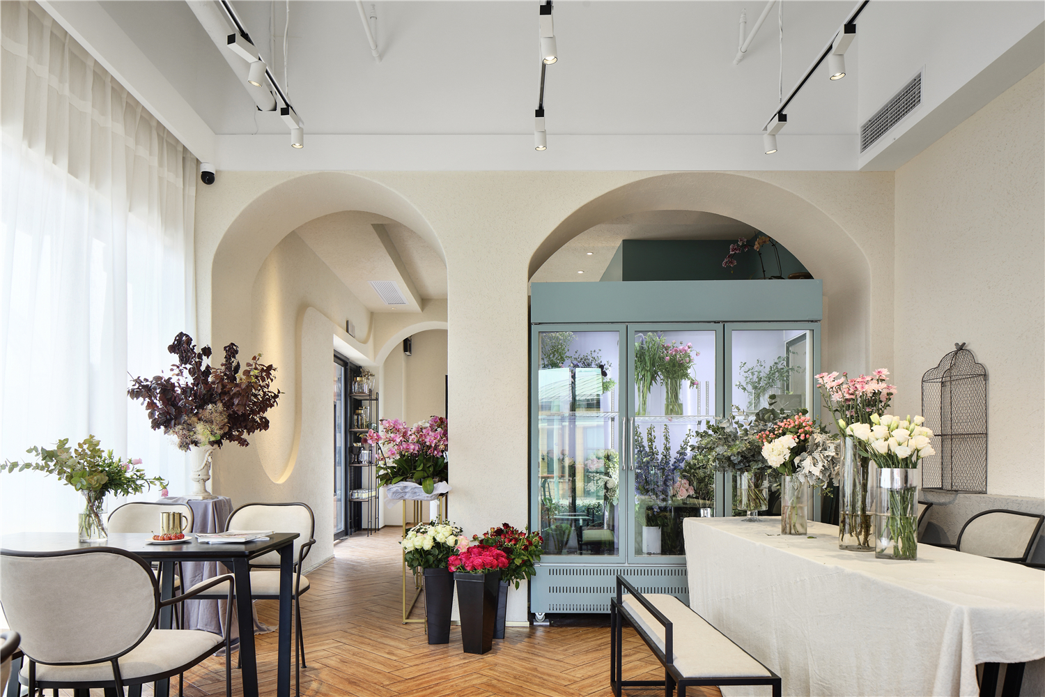 閔行區(qū)100平花店辦公室裝修設計案例-第5張圖片-上海古都建筑設計集團