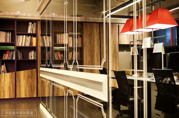 普陀區(qū)數(shù)字辦公室裝修設(shè)計-第7張圖片-上海古都建筑設(shè)計集團