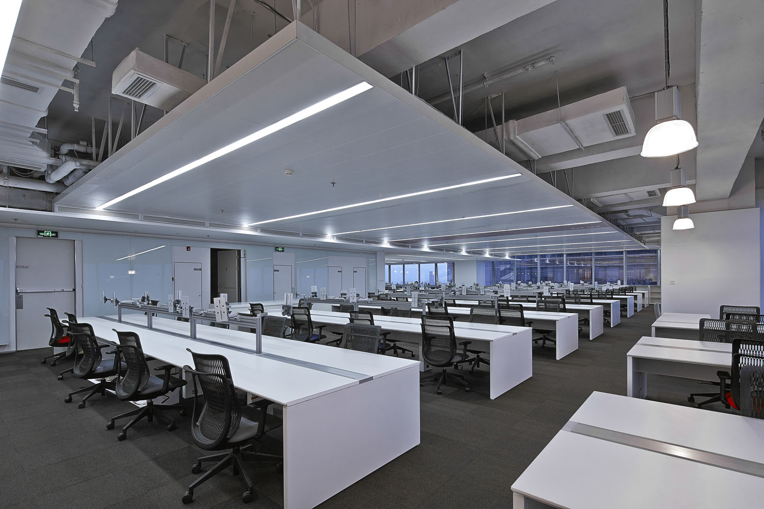 現(xiàn)代科技風辦公室裝修設計效果圖-第9張圖片-上海古都建筑設計集團