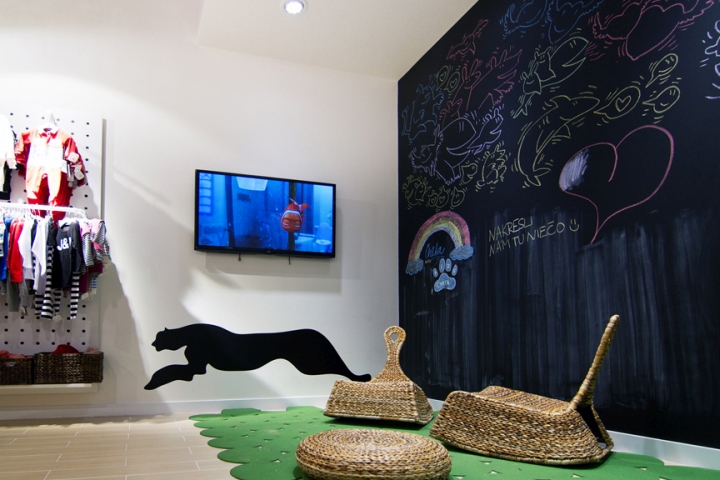 青浦區(qū)時(shí)尚童裝店裝修設(shè)計(jì)-第5張圖片-上海古都建筑設(shè)計(jì)集團(tuán) 青浦區(qū)時(shí)尚童裝店裝修設(shè)計(jì)-第5張圖片-上海古都建筑設(shè)計(jì)集團(tuán)