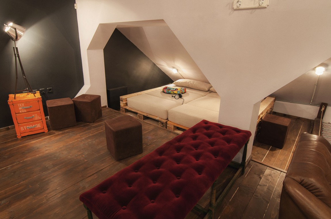 浦東新區(qū)120平工業(yè)風咖啡廳裝修設計-第16張圖片-上海古都建筑設計集團