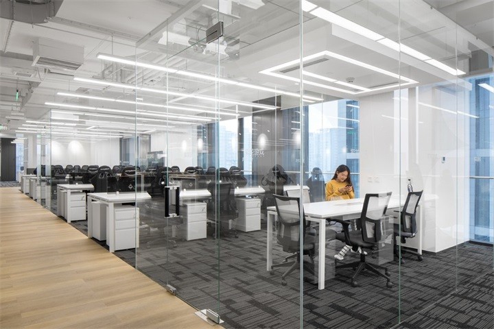 2000平廣告公司高端辦公室設(shè)計(jì)效果-辦公室裝修設(shè)計(jì)效果圖-第7張圖片-上海古都建筑設(shè)計(jì)集團(tuán) 2000平廣告公司高端辦公室設(shè)計(jì)效果-辦公室裝修設(shè)計(jì)效果圖-第7張圖片-上海古都建筑設(shè)計(jì)集團(tuán)