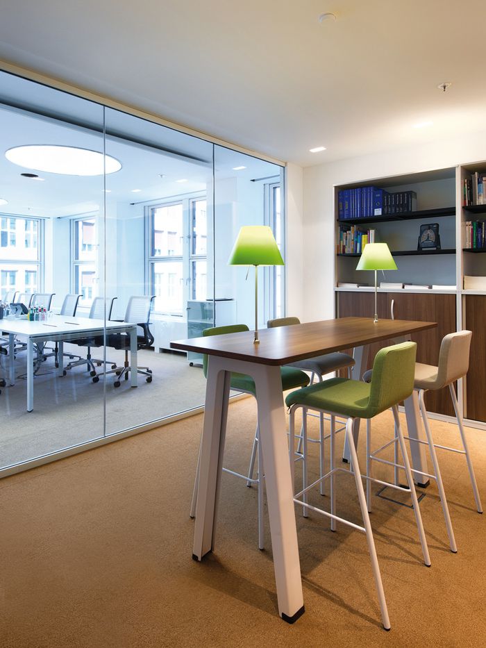 藥業(yè)公司辦公室設(shè)計布局方案-辦公室裝修設(shè)計效果圖-第5張圖片-上海古都建筑設(shè)計集團 藥業(yè)公司辦公室設(shè)計布局方案-辦公室裝修設(shè)計效果圖-第5張圖片-上海古都建筑設(shè)計集團