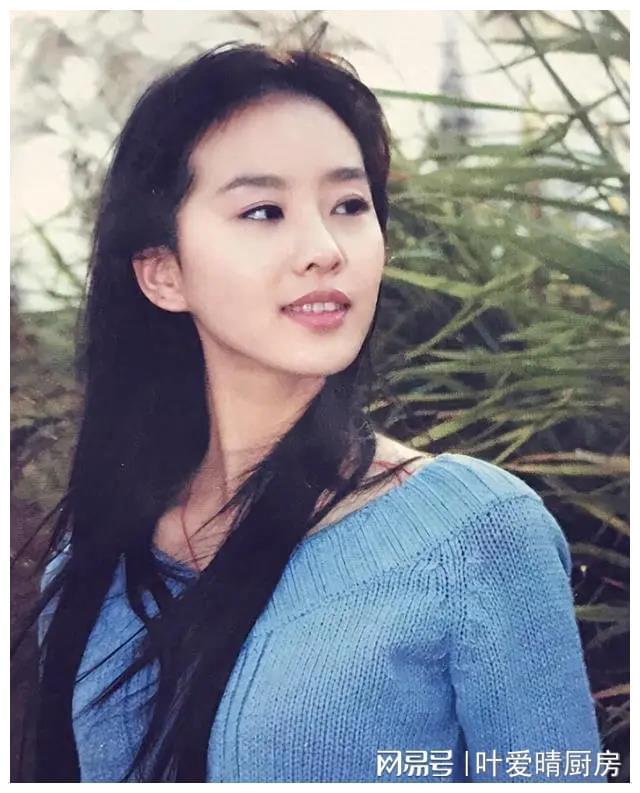的10位明星妻子哪位明星的老婆最漂亮尊龙凯时ag旗舰厅网站娱乐圈颜值最高(图34)