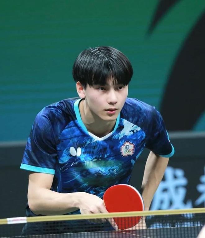 中国天才少年状态低迷决胜局4比11惨败尊龙凯时网站2比3爆冷一轮游！21岁(图4)